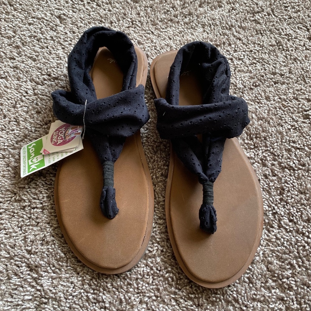 Sanuk sandals